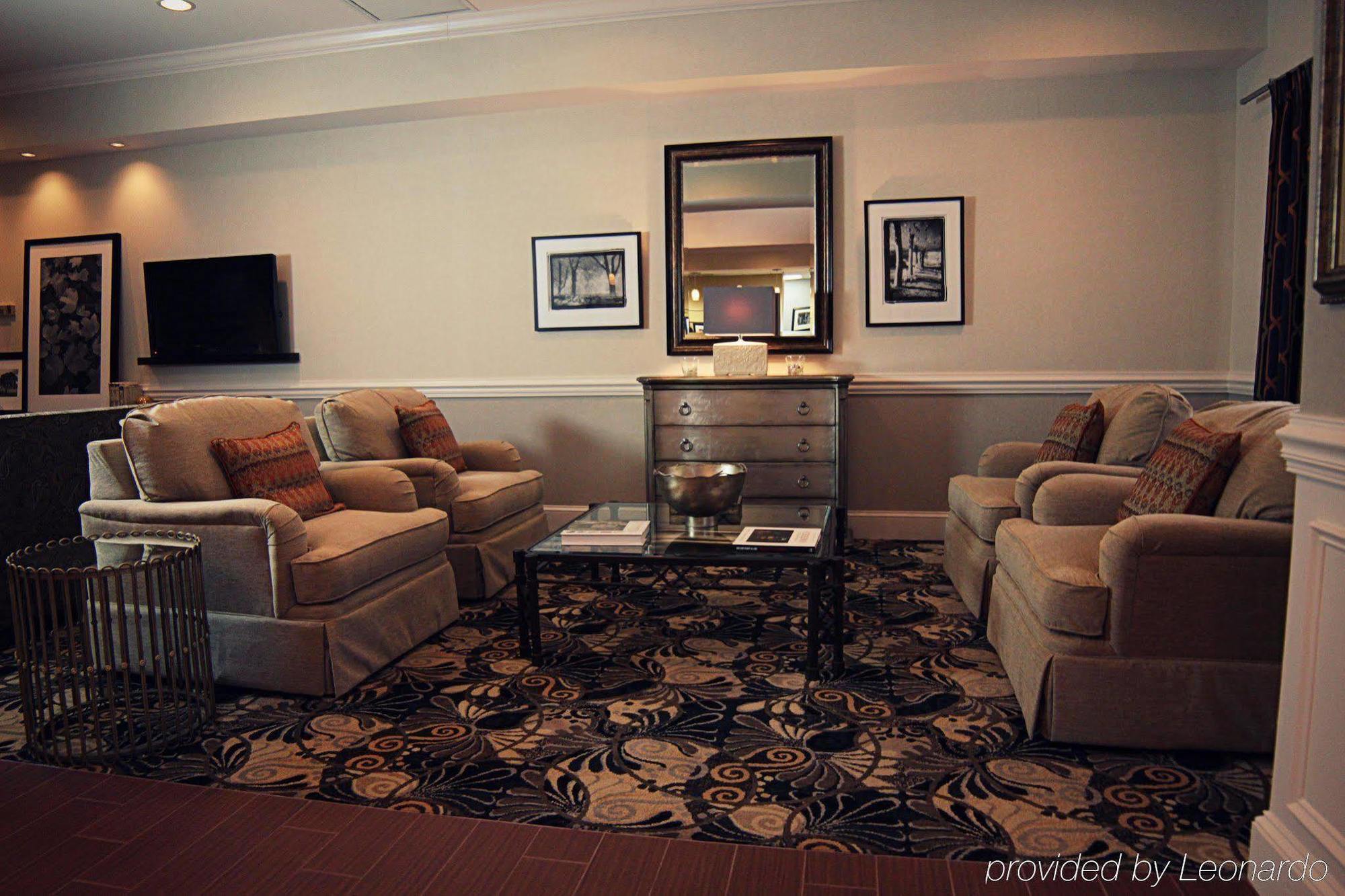 Hampton Inn & Suites Concord-Charlotte Exterior photo